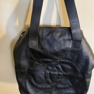 Chanel tote